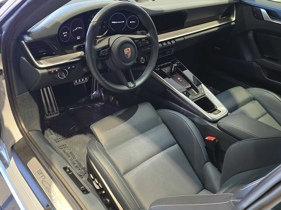 2024 Porsche 992 Carrera 4S - Image 4 of 31