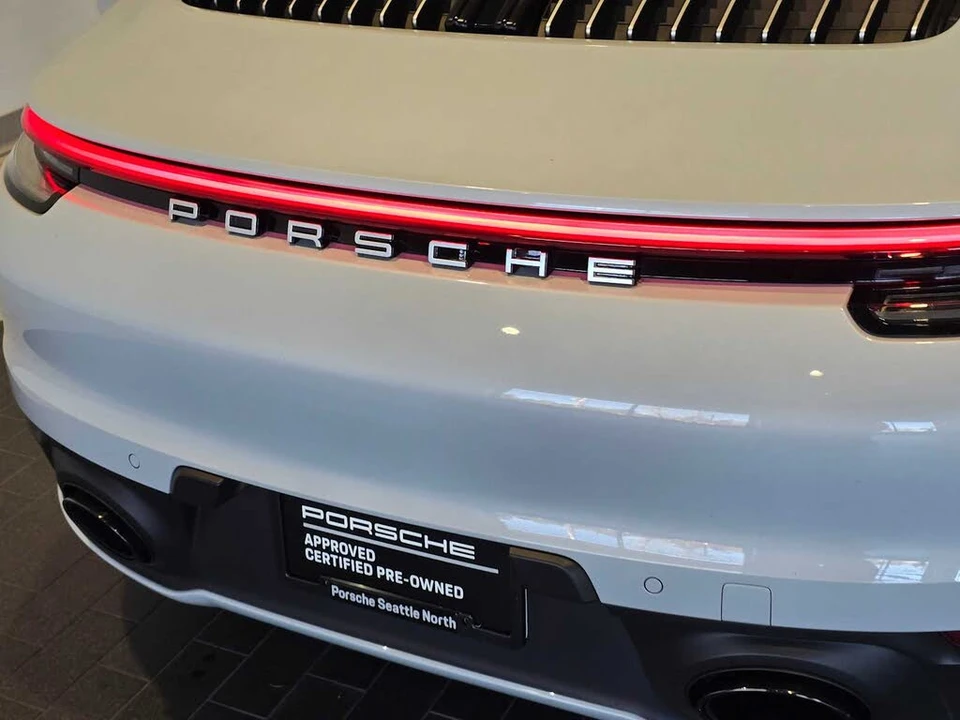 2024 Porsche 992 Carrera 4S - Image 15 of 31