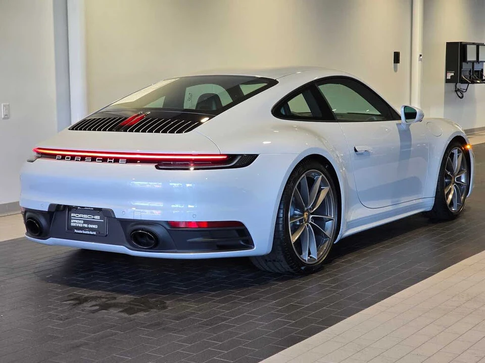 2024 Porsche 992 Carrera 4S - Image 7 of 31