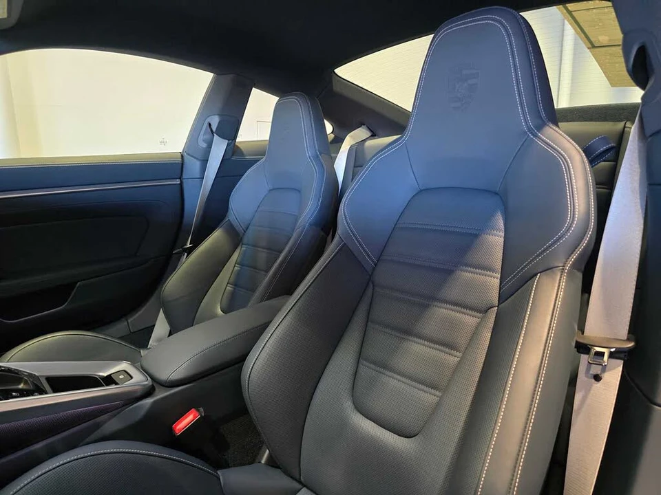 2024 Porsche 992 Carrera 4S - Image 5 of 31