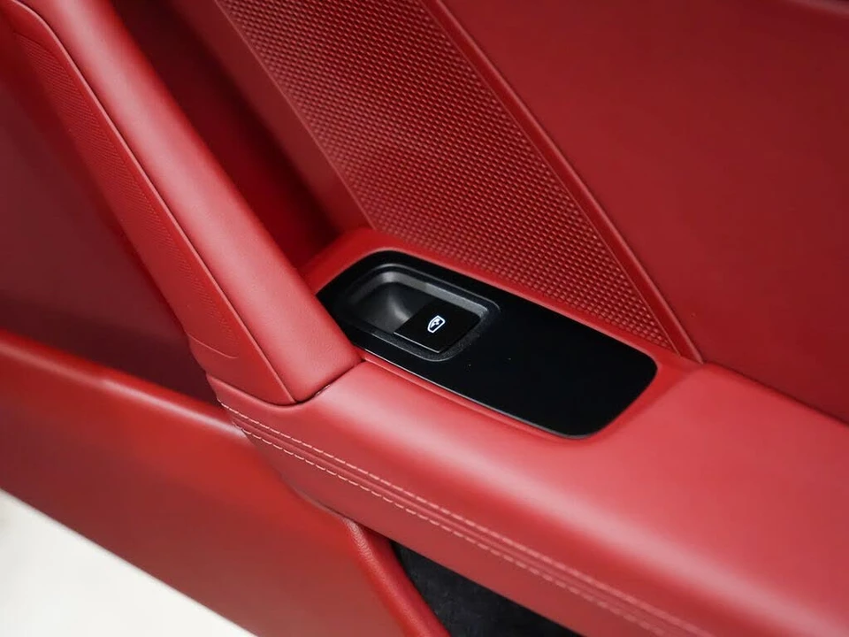 2024 Porsche 992 Carrera 4S - Image 16 of 31