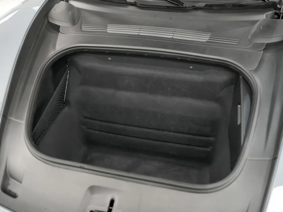 2024 Porsche 992 Carrera 4S - Image 13 of 31