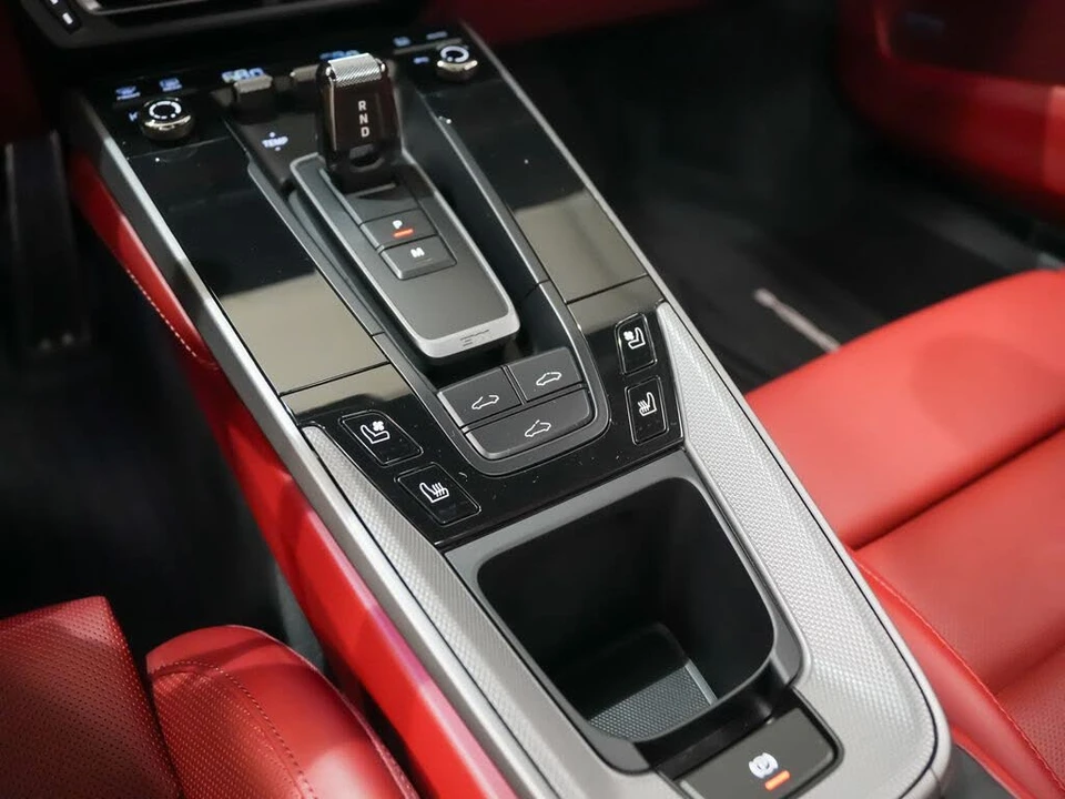 2024 Porsche 992 Carrera 4S - Image 30 of 31
