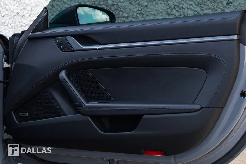 2024 Porsche 992 Carrera 4S - Image 30 of 31