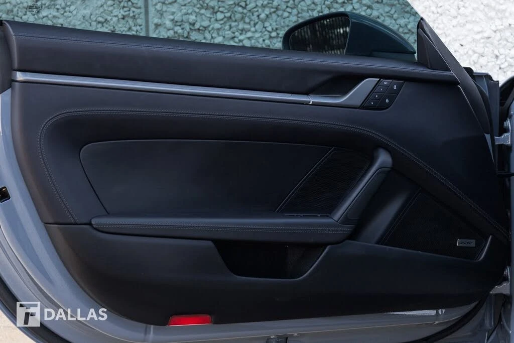 2024 Porsche 992 Carrera 4S - Image 19 of 31