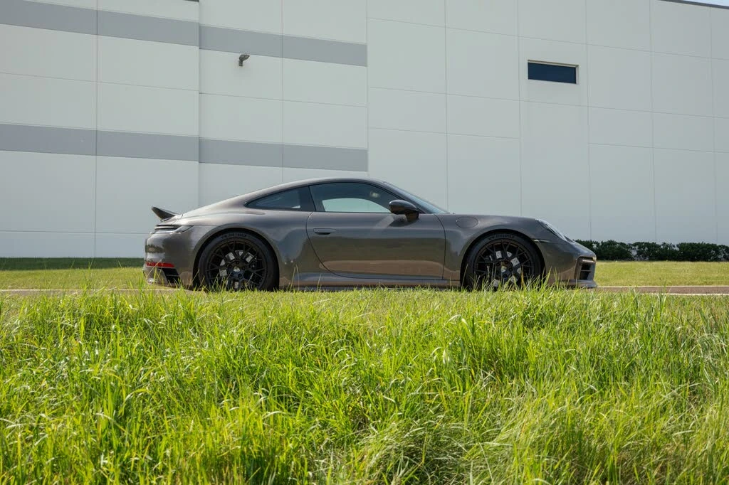 2024 Porsche 992 Carrera 4S - Image 18 of 31
