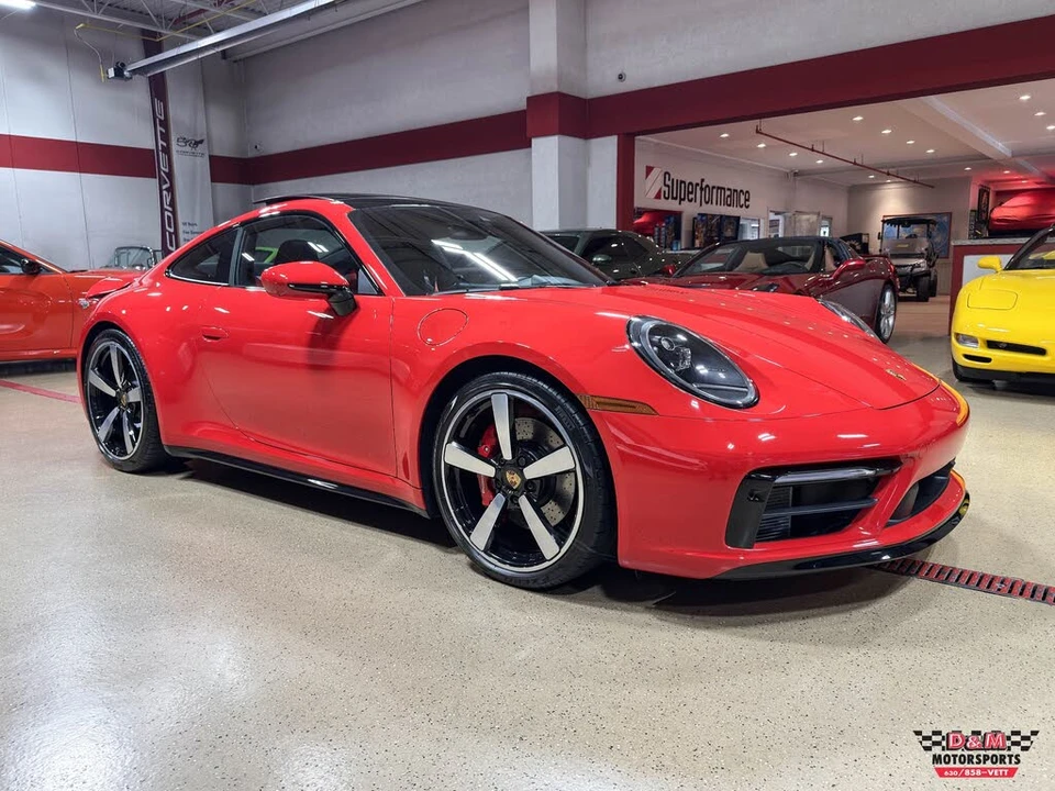 2024 Porsche 992 Carrera 4S - Image 7 of 31