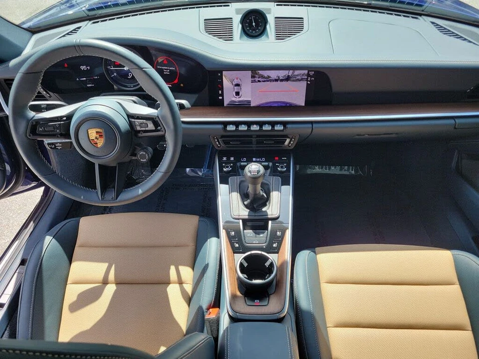 2024 Porsche 992 Carrera 4S - Image 20 of 31