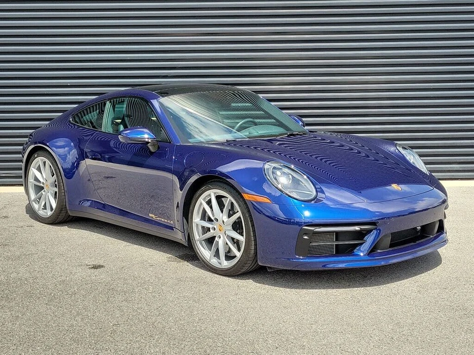 2024 Porsche 992 Carrera 4S - Image 9 of 31