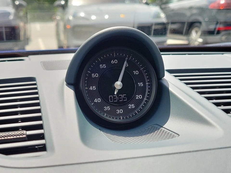 2024 Porsche 992 Carrera 4S - Image 30 of 31