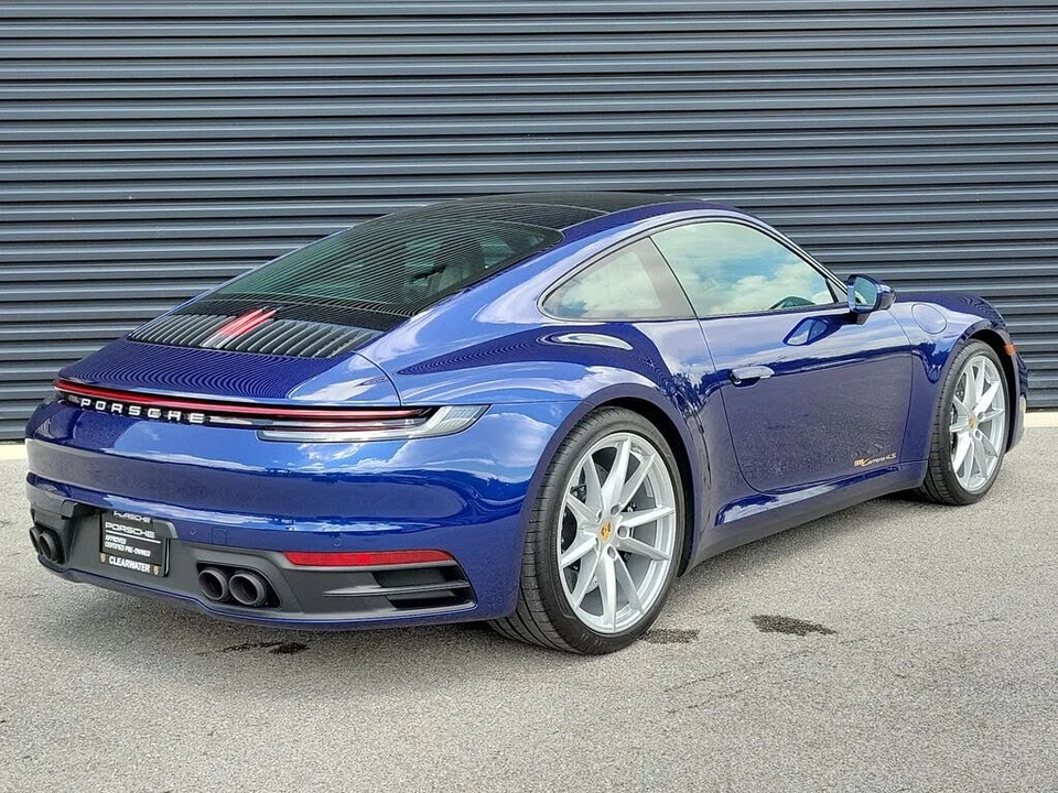 2024 Porsche 992 Carrera 4S - Image 7 of 31