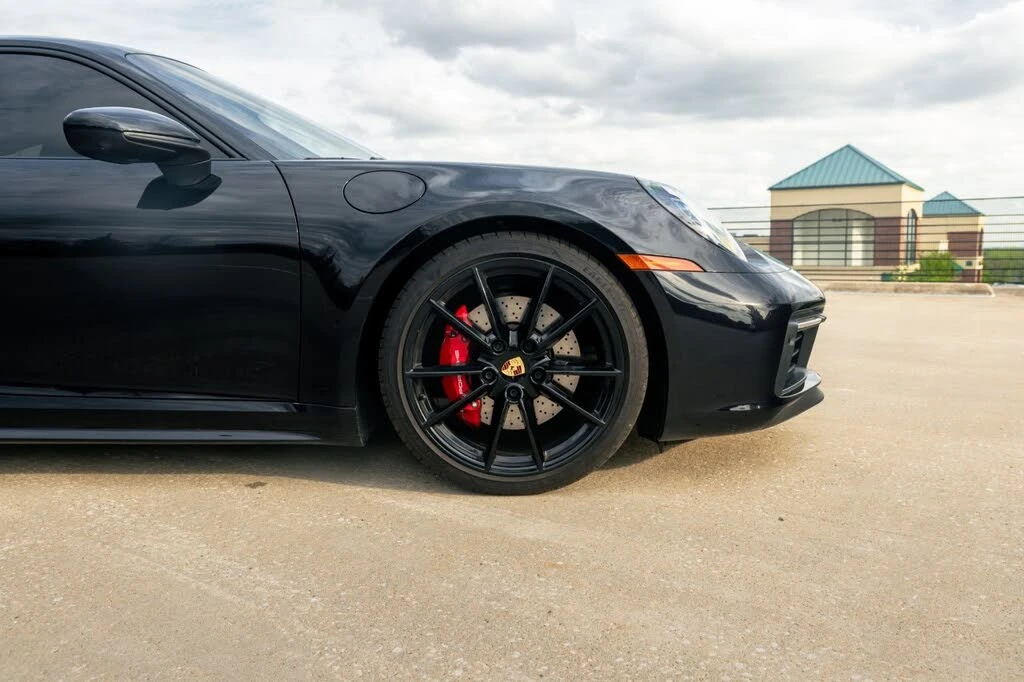 2024 Porsche 992 Carrera 4S - Image 26 of 31