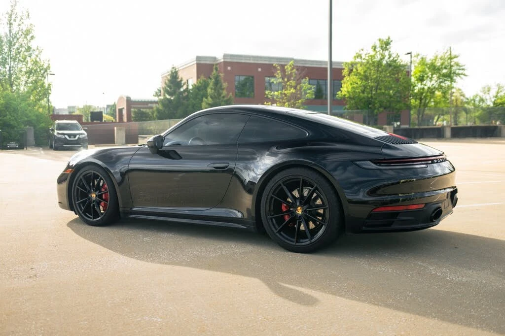 2024 Porsche 992 Carrera 4S - Image 10 of 31