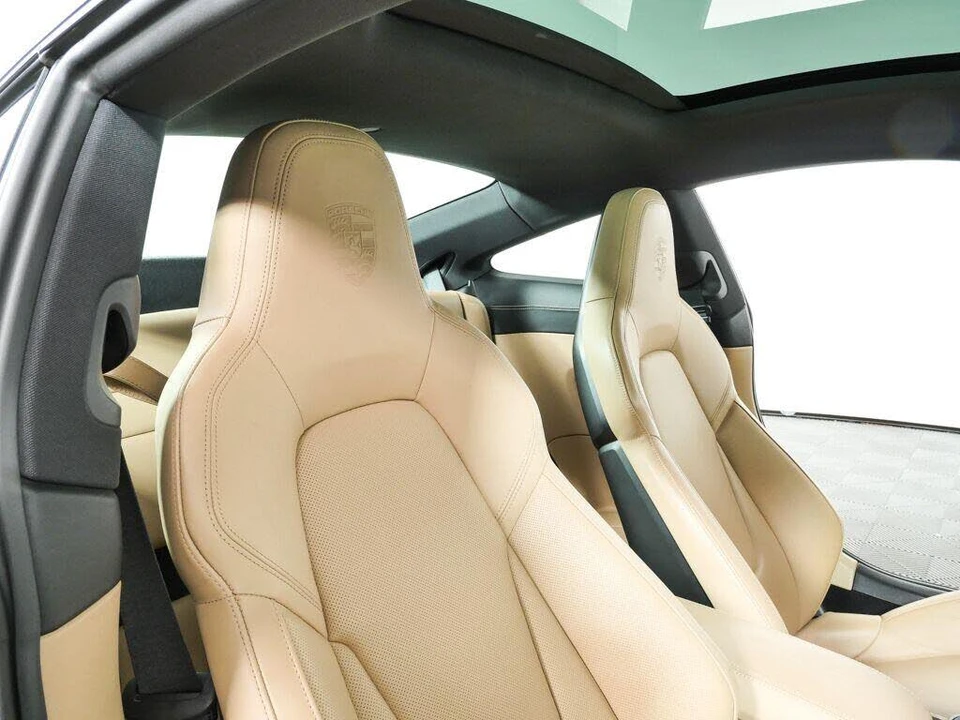 2024 Porsche 992 Carrera 4S - Image 21 of 31