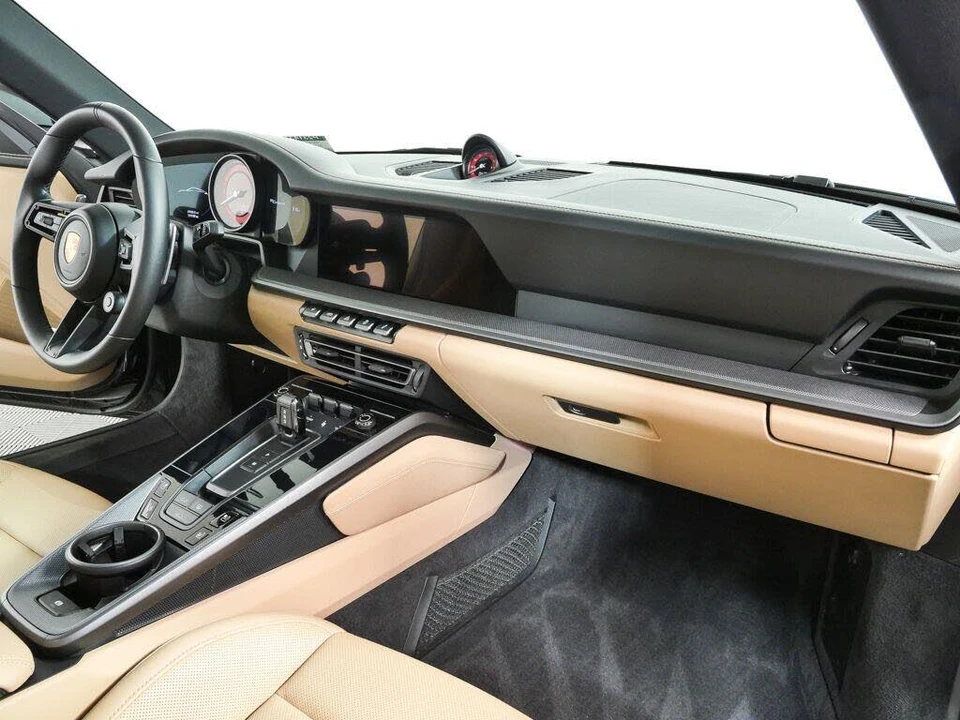 2024 Porsche 992 Carrera 4S - Image 22 of 31
