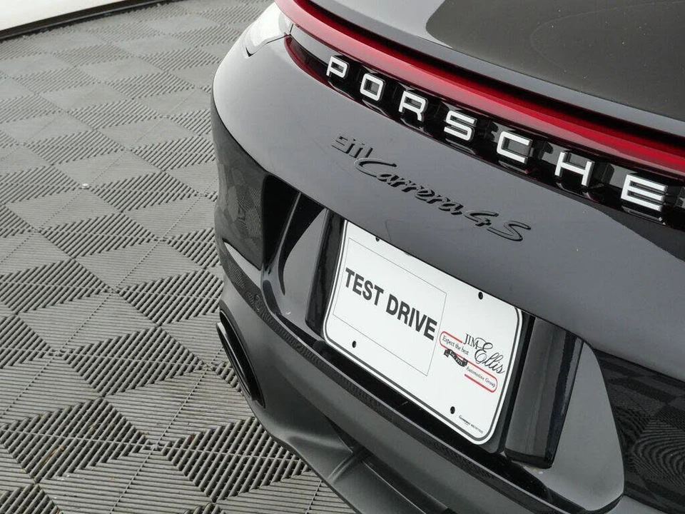 2024 Porsche 992 Carrera 4S - Image 31 of 31