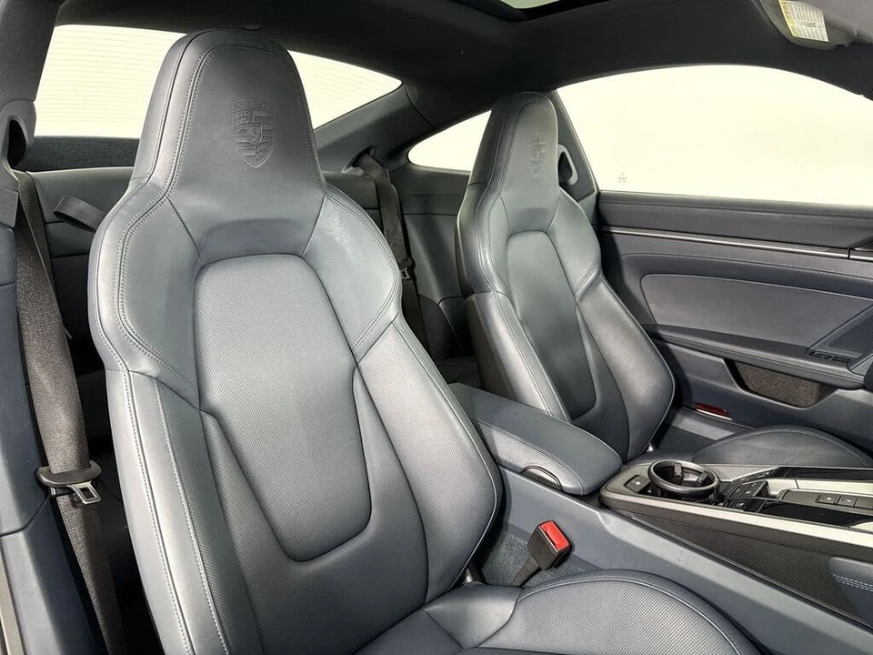 2024 Porsche 992 Carrera 4S - Image 23 of 31