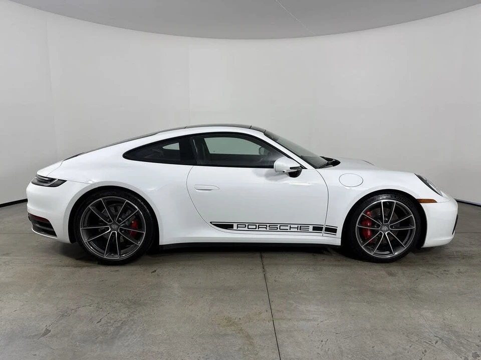 2024 Porsche 992 Carrera 4S - Image 8 of 31