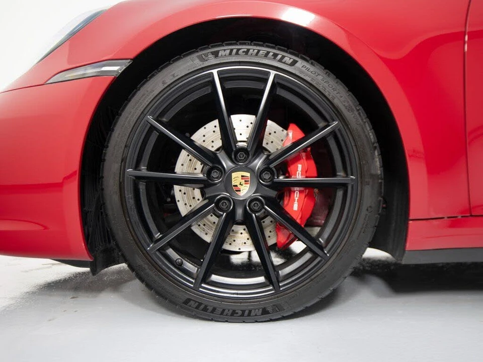 2024 Porsche 992 Carrera 4S - Image 15 of 31