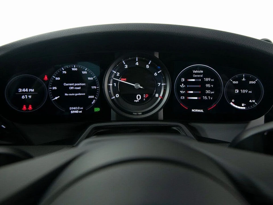 2024 Porsche 992 Carrera 4S - Image 24 of 31