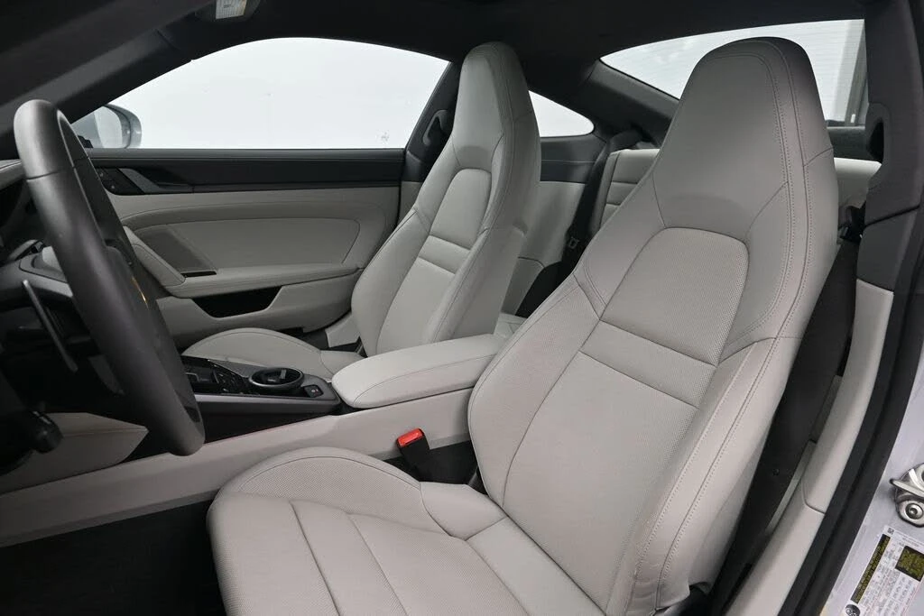 2024 Porsche 992 Carrera 4S - Image 5 of 6