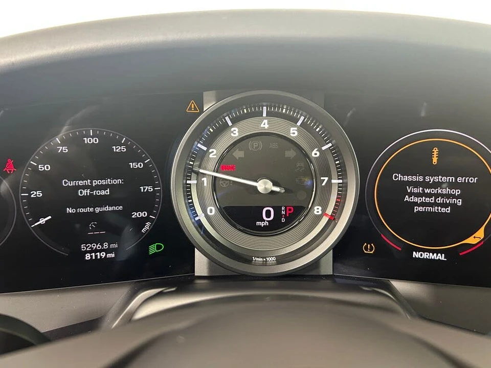2024 Porsche 992 Carrera 4S - Image 23 of 31