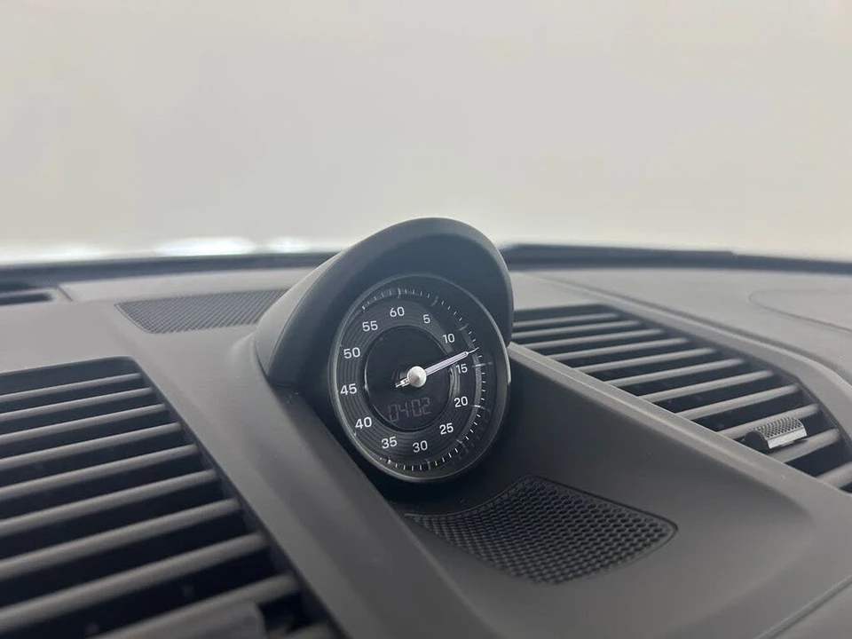 2024 Porsche 992 Carrera 4S - Image 21 of 31