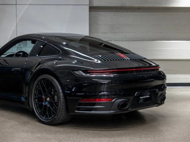2024 Porsche 992 Carrera 4S - Image 24 of 31
