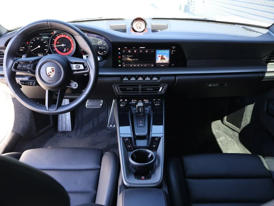 2024 Porsche 992 Carrera 4S - Image 28 of 31