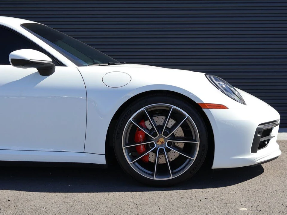 2024 Porsche 992 Carrera 4S - Image 11 of 31