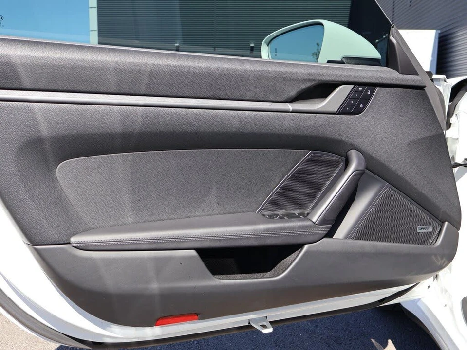 2024 Porsche 992 Carrera 4S - Image 14 of 31