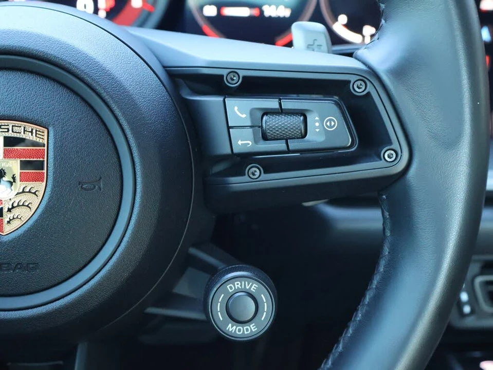 2024 Porsche 992 Carrera 4S - Image 18 of 31