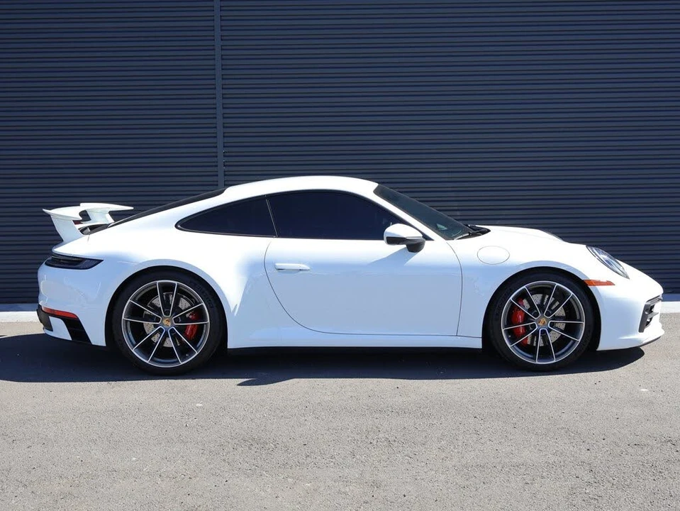 2024 Porsche 992 Carrera 4S - Image 10 of 31
