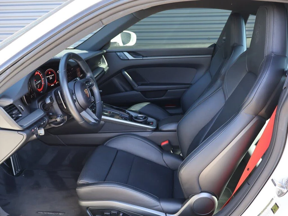 2024 Porsche 992 Carrera 4S - Image 5 of 31