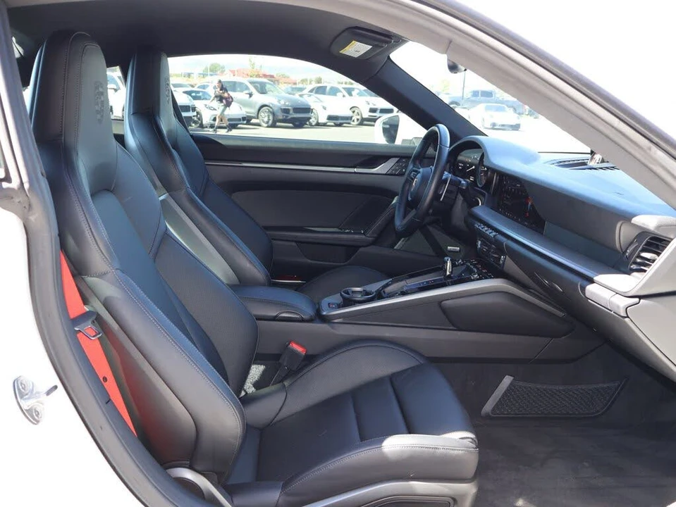 2024 Porsche 992 Carrera 4S - Image 30 of 31