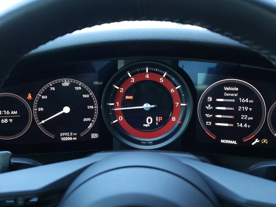 2024 Porsche 992 Carrera 4S - Image 19 of 31