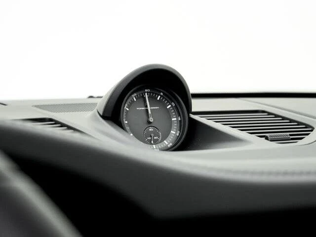 2024 Porsche 992 Carrera 4S - Image 18 of 31