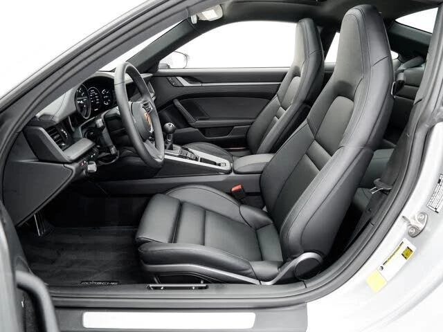 2024 Porsche 992 Carrera 4S - Image 8 of 31