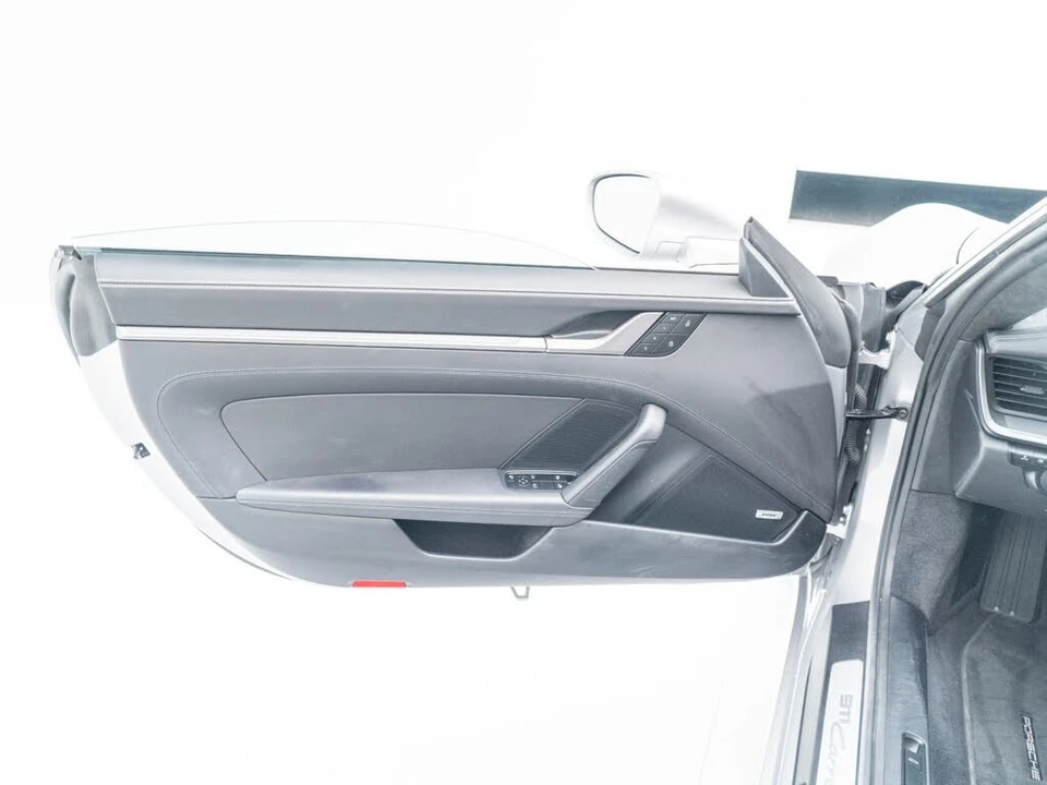 2024 Porsche 992 Carrera 4S - Image 21 of 31