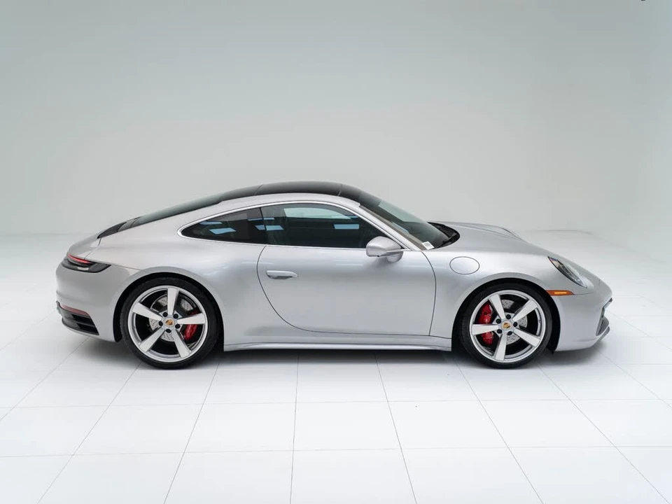 2024 Porsche 992 Carrera 4S - Image 8 of 31
