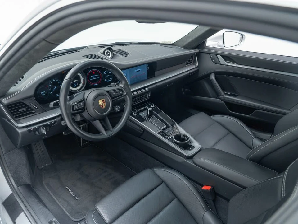 2024 Porsche 992 Carrera 4S - Image 4 of 31