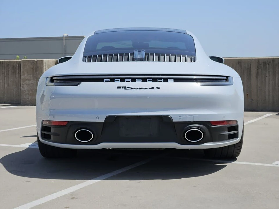 2024 Porsche 992 Carrera 4S - Image 7 of 31