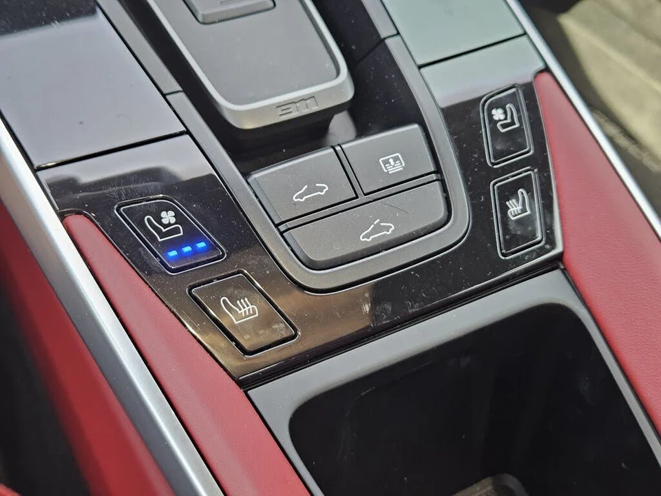 2024 Porsche 992 Carrera 4S - Image 21 of 31
