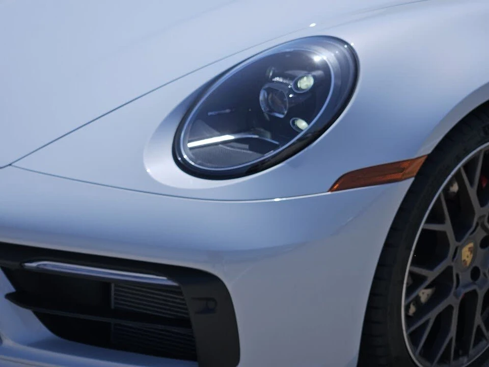 2024 Porsche 992 Carrera 4S - Image 12 of 31
