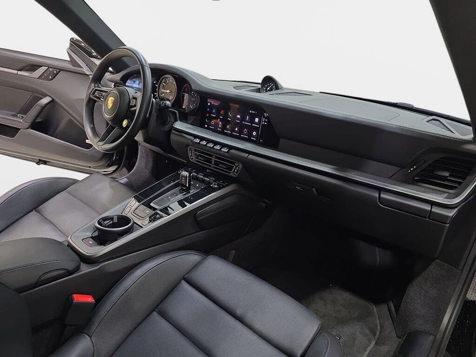 2024 Porsche 992 Carrera 4S - Image 10 of 31
