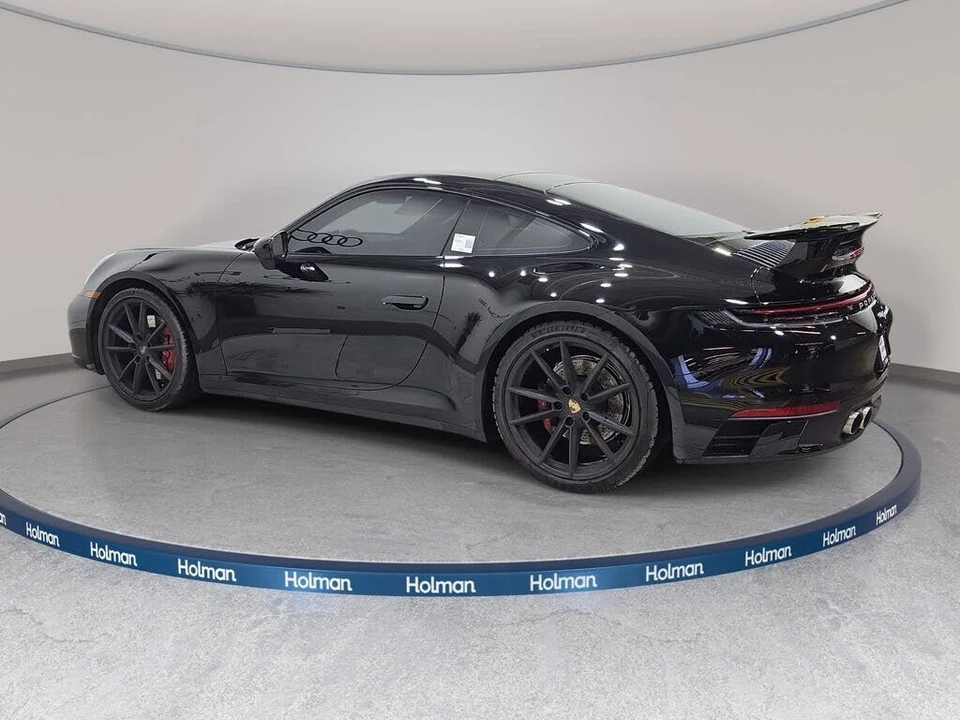 2024 Porsche 992 Carrera 4S - Image 9 of 31