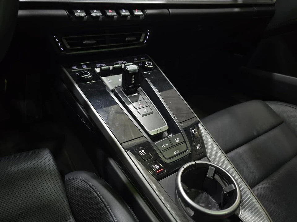 2024 Porsche 992 Carrera 4S - Image 27 of 31