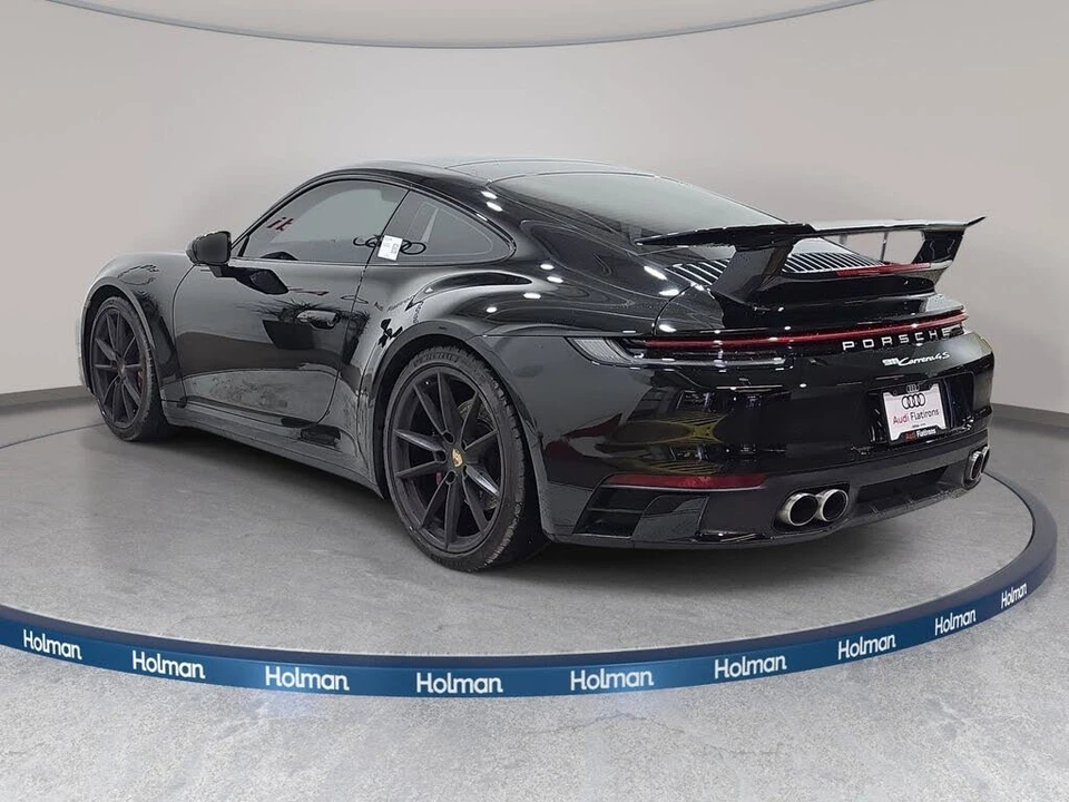 2024 Porsche 992 Carrera 4S - Image 8 of 31