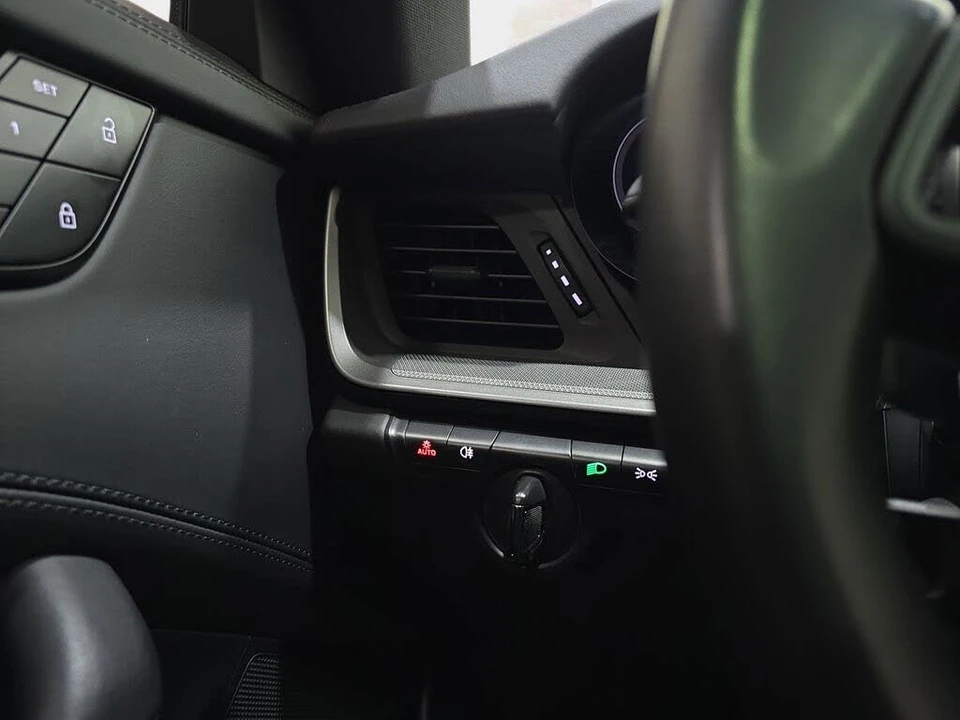 2024 Porsche 992 Carrera 4S - Image 28 of 31