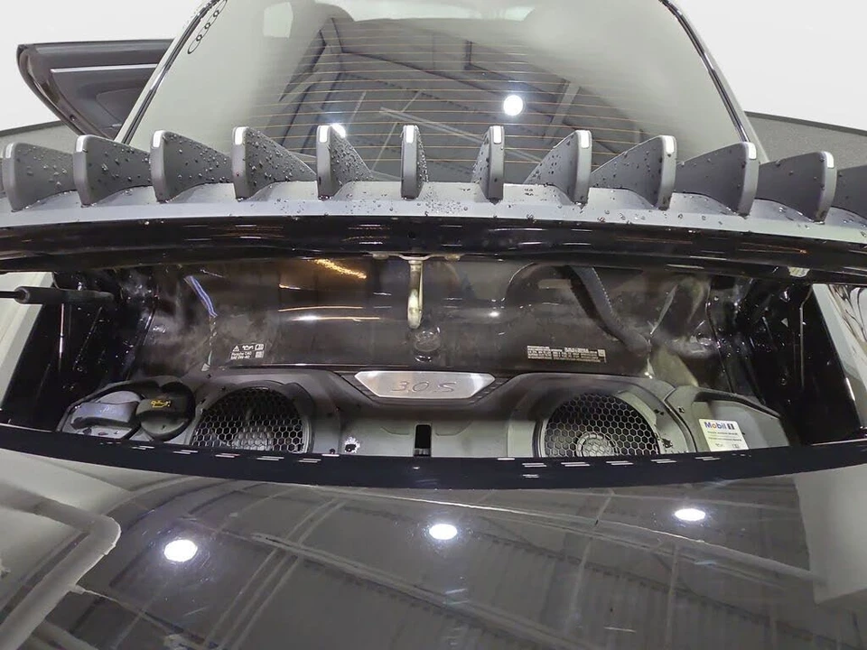 2024 Porsche 992 Carrera 4S - Image 13 of 31